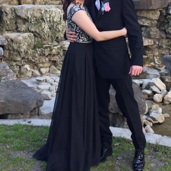 Sherri Hill Prom Dress - Picture 7 of 7